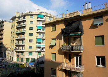 Facciata - Bilocale via Generale Manfredo Fanti, 3, Genova (zona Sampierdarena) - foto 14