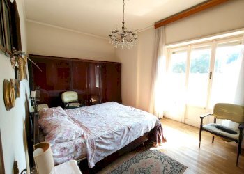 12 camera matrimoniale - Appartamento via Priaruggia, Genova (zona Quarto) - foto 12