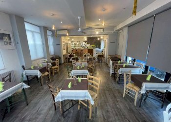 Sala interna - Restaurant via MARTIRI DELLA LIBERTA', 175, San Mauro Torinese - photo 5