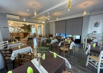 Sala interna - Restaurant via MARTIRI DELLA LIBERTA', 175, San Mauro Torinese - photo 6