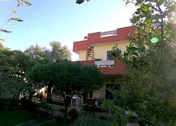 Facciata - Villa viale delle Cerase Marine, Anzio - foto 1