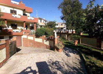 Giardino - Villa viale delle Cerase Marine, Anzio - foto 2