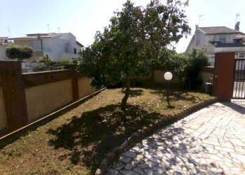 Giardino - Villa viale delle Cerase Marine, 5, Anzio - foto 8