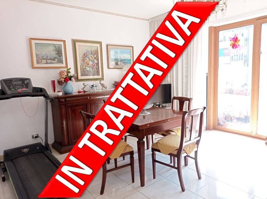 Salone - Quadrilocale via Romolo Balzani, 44, Roma - foto 1