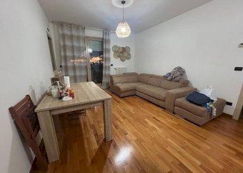 Salone - Three-room apartment via Ermanno Pirè, 3, Bari - photo 6