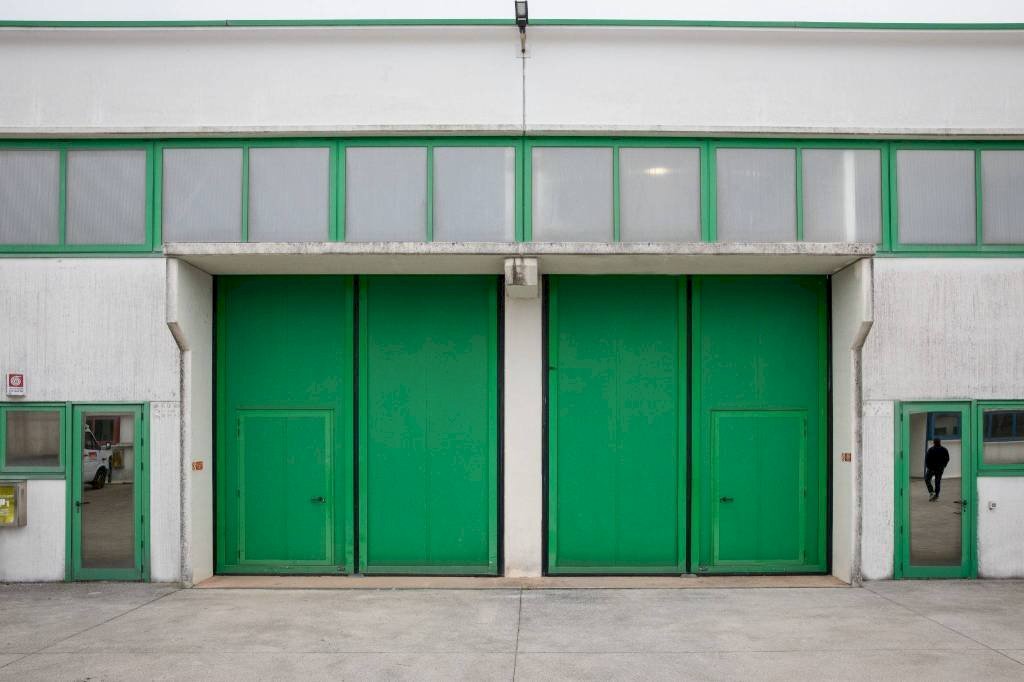 Facciata - Capannone via Masieres, San Quirino - foto 1