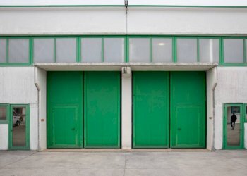 Facciata - Capannone via Masieres, San Quirino - foto 1