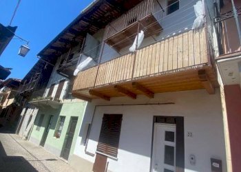 Facciata - Casa indipendente Piverone - foto 1