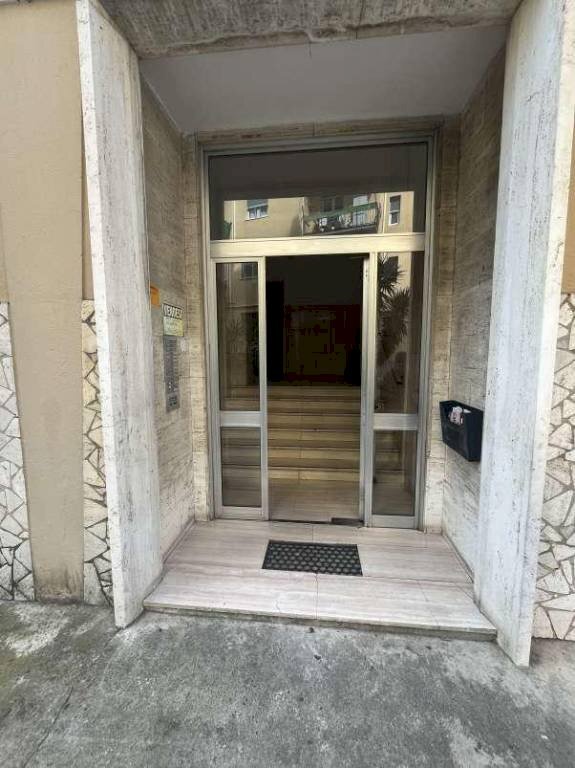 Facciata - Bilocale all'asta via Bordighera, 11, Genova - foto 3