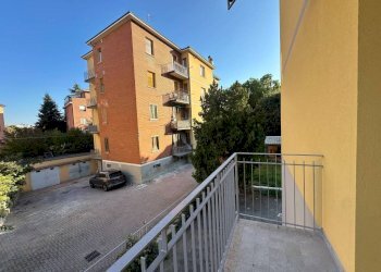 Balcone - Three-room apartment via Valdossola, Bologna (neighborhood Costa Saragozza) - photo 22