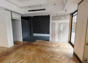 Interno non residenziale - Shop largo dei Colli Albani, Roma - photo 4