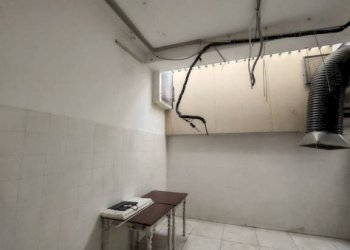 Magazzino - Shop largo dei Colli Albani, Roma - photo 16