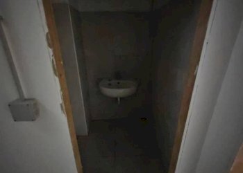 Bagno - Shop largo dei Colli Albani, Roma - photo 20