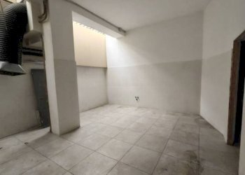 Interno non residenziale - Shop largo dei Colli Albani, Roma - photo 29