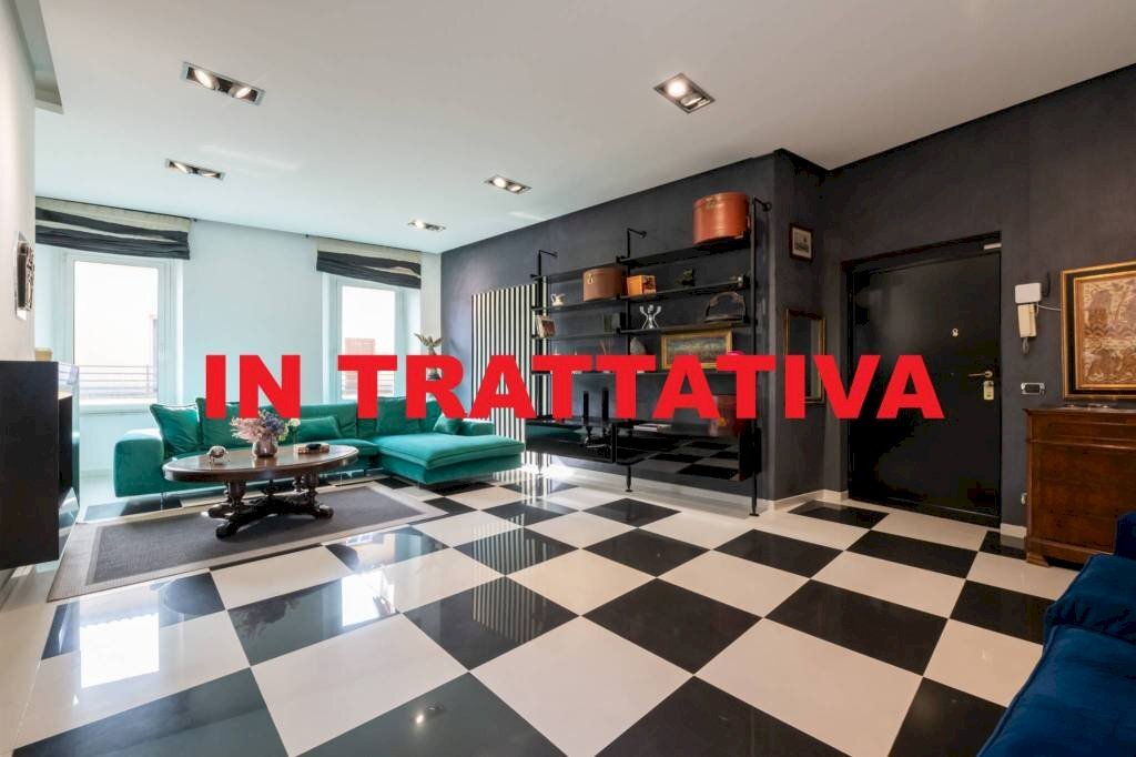 Interno non residenziale - Four-room apartment via Angelo Brunetti, Roma (neighborhood Centro Storico) - photo 1