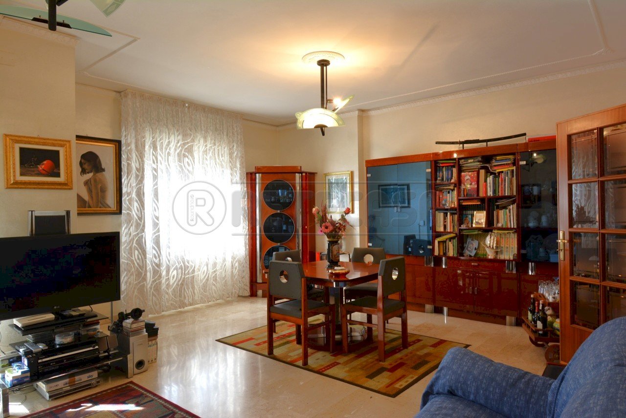 DSC_0197.JPG - Four-room apartment Messina - photo 3