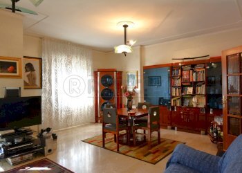 DSC_0197.JPG - Four-room apartment Messina - photo 3