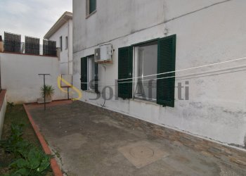 GIARDINO PIASTRELLATO - Appartamento Rosignano Marittimo - foto 16