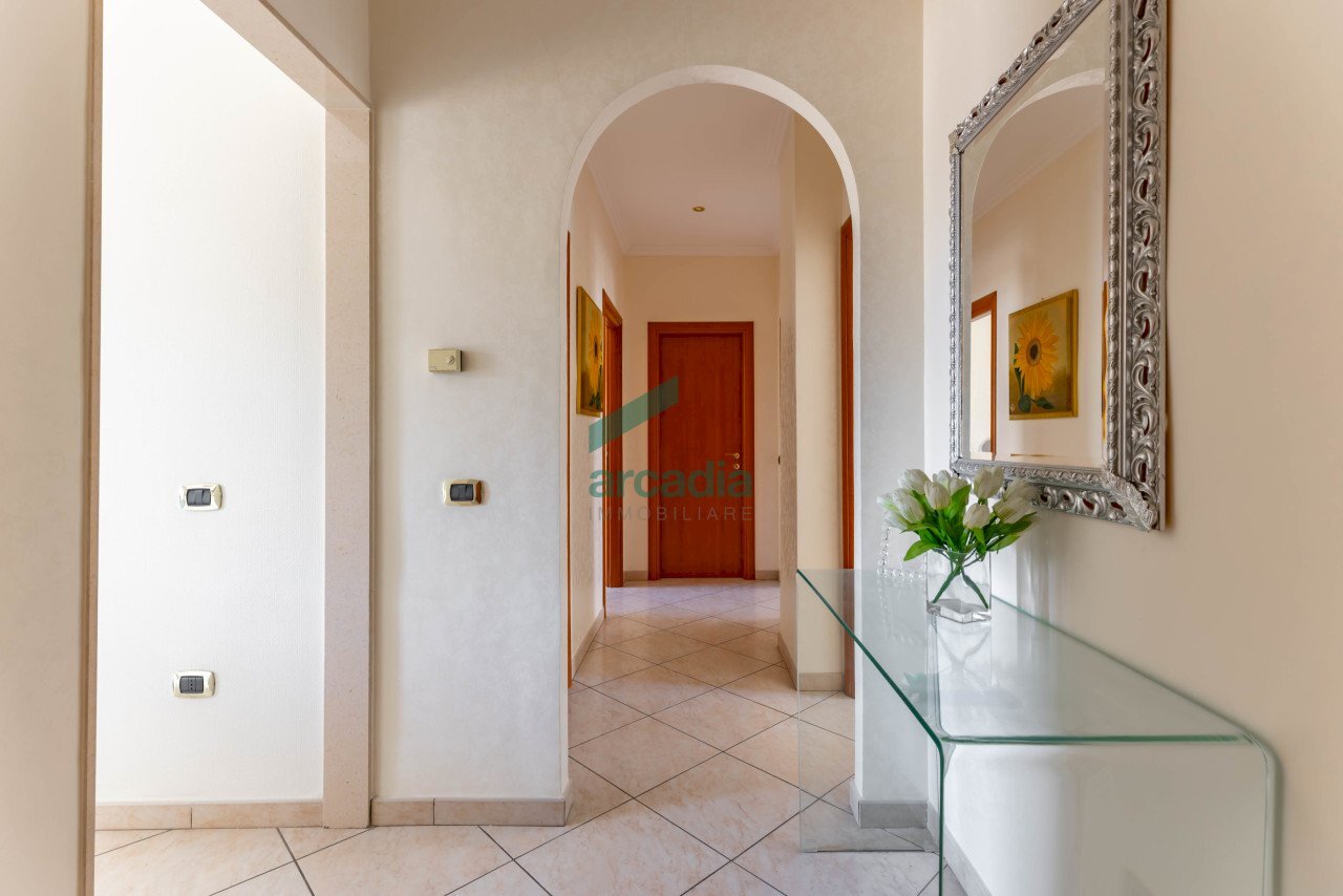 viste - Quadrilocale Via Pordenone 12, Bari - foto 3