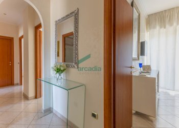 viste - Quadrilocale Via Pordenone 12, Bari - foto 5