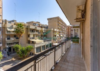 viste - Quadrilocale Via Pordenone 12, Bari - foto 15