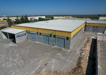 viste - Locale Commerciale SP231 98, Terlizzi - foto 6