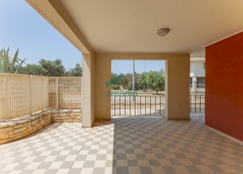 terrazza - Three-room apartment Via Benigno Zaccagnini 1, Bitetto - photo 9