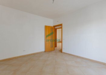 camera da letto - Three-room apartment Via Benigno Zaccagnini 1, Bitetto - photo 21