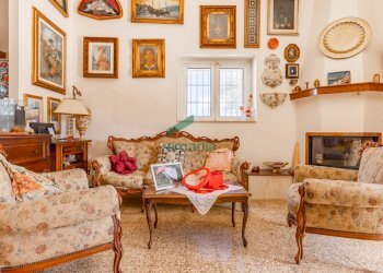 sala - Villa Strada Comunale della Contrada delle Guadiane 25 A, Castellana Grotte - photo 7