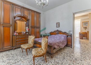 camera da letto - Villa Strada Comunale della Contrada delle Guadiane 25 A, Castellana Grotte - photo 19