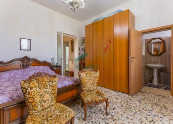 camera da letto - Villa Strada Comunale della Contrada delle Guadiane 25 A, Castellana Grotte - photo 21
