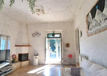 living - Villa Strada Comunale della Contrada delle Guadiane 25 A, Castellana Grotte - foto 8