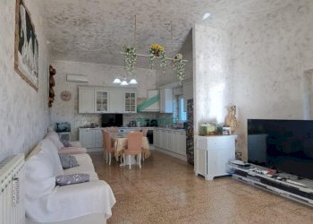 soggiorno - Villa Strada Comunale della Contrada delle Guadiane 25 A, Castellana Grotte - foto 9