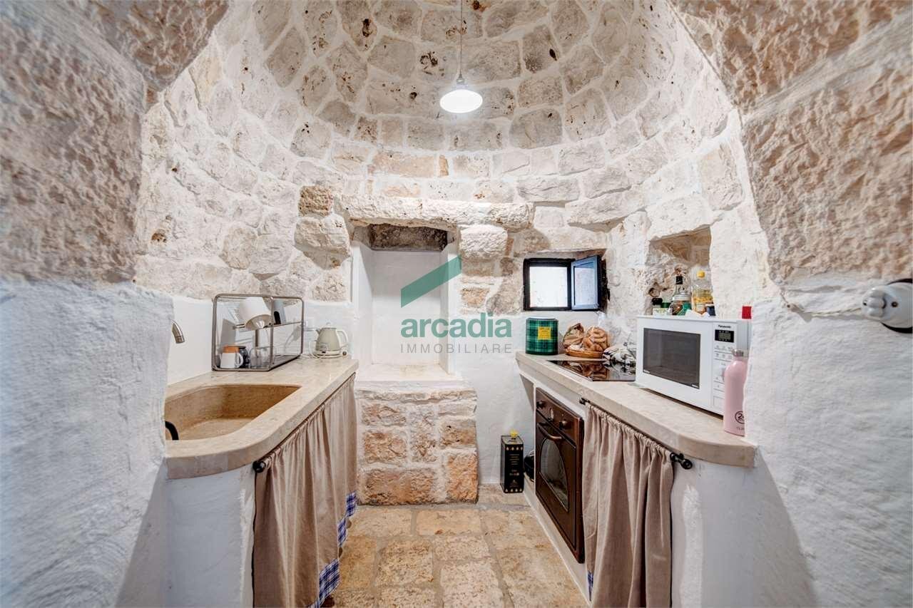 interno - Casale Contrada Palagogna, Ceglie Messapica - foto 1