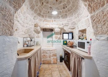 interno - Casale Contrada Palagogna, Ceglie Messapica - foto 1