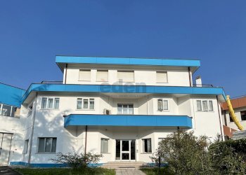 image00001.jpeg - Ufficio Via Vittorio Bottego 49, Modena - foto 1