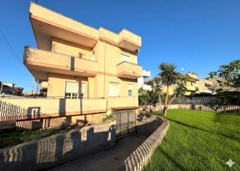 Villa Mondragone - foto 1