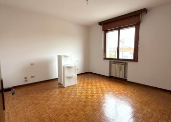 WhatsApp Image 2025-10-22 at 11.02.43.jpeg - Appartamento Rovigo - foto 16