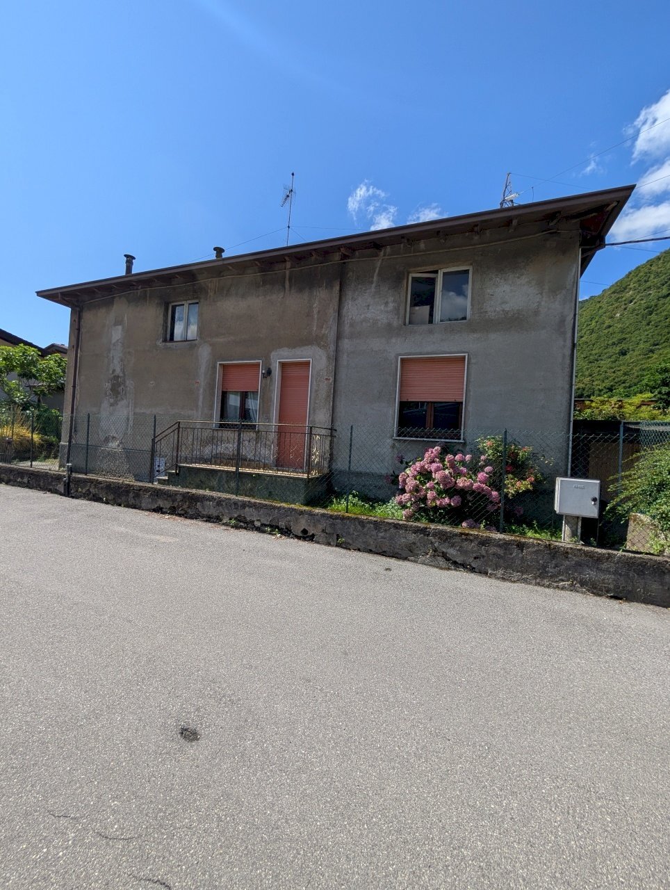 PXL_20250707_085851897.jpg - Villa VIA ABBIO  27, Vobarno - foto 2