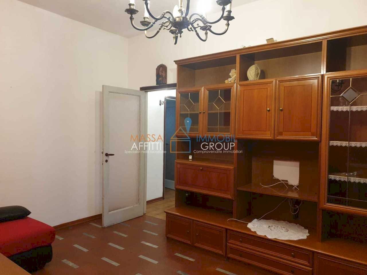 IMG-20251007-WA0020.jpg - Appartamento Viale Roma 55, Massa - foto 3