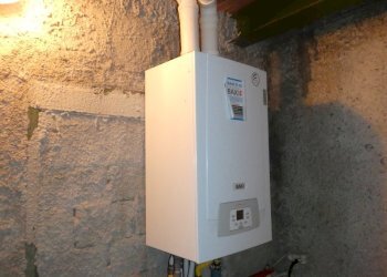 CALDAIA.JPG - Casa indipendente Villaggio Losio 390, Ponzone - foto 14