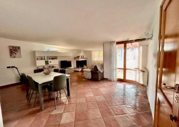 2.jpeg - Trilocale Via Visintini 34, Guidonia Montecelio - foto 3