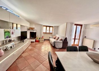 10.jpeg - Trilocale Via Visintini 34, Guidonia Montecelio - foto 12