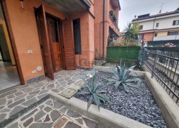 WhatsApp Image 2025-10-22 at 11.51.20.jpeg - Monolocale Terno d'Isola - foto 1