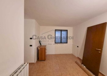 WhatsApp Image 2025-10-22 at 11.51.44.jpeg - Monolocale Terno d'Isola - foto 19