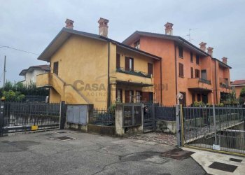 WhatsApp Image 2025-10-22 at 11.51.17.jpeg - Monolocale Terno d'Isola - foto 26