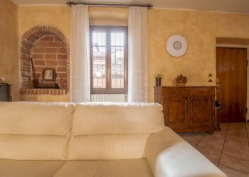 011_Brescia_centro_quadrilocale_sala.jpg - Quadrilocale Brescia - foto 11