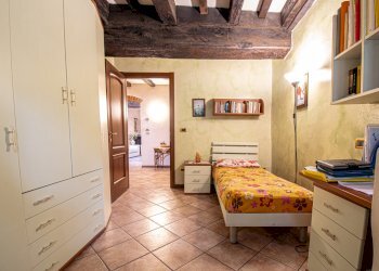 016_Brescia_centro_quadrilocale_camera3.jpg - Quadrilocale Brescia - foto 20