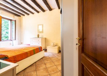 027_Brescia_centro_quadrilocale_camera1.jpg - Quadrilocale Brescia - foto 27