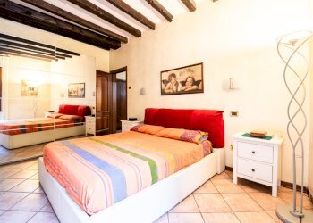 030_Brescia_centro_quadrilocale_camera1.jpg - Quadrilocale Brescia - foto 30